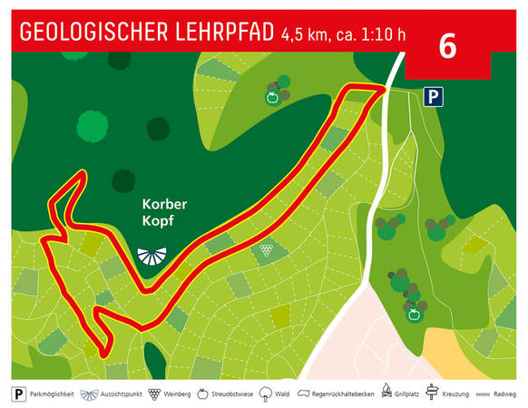 Die Karte zeigt den geologischen Lehrpfad am Korber Kopf, der 4,5 km lang ist und etwa 1 Stunde und 10 Minuten dauert, mit einem rot markierten Pfad, Parkmöglichkeiten und verschiedenen Symbolen für Natur- und Landschaftsmerkmale.